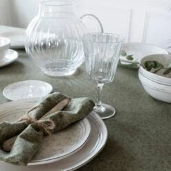 Laura Ashley Tafelkleed Sage Groen Wild Clematis 140x240cm 8 Laura Ashley Tafelkleed Sage Groen Wild Clematis 140x240cm -Coppenswarenhuis 1000093099 0102