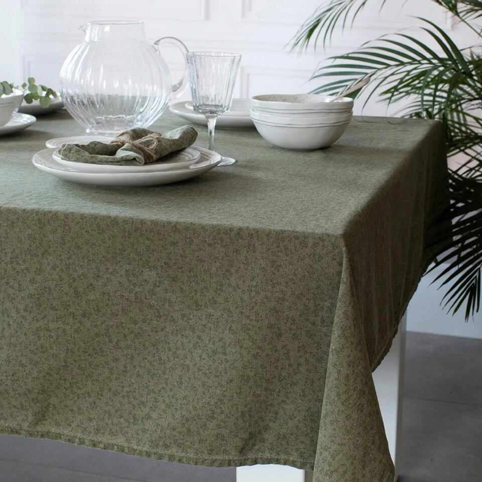 Laura Ashley Tafelkleed Sage Groen Wild Clematis 140x240cm 6 Laura Ashley Tafelkleed Sage Groen Wild Clematis 140x240cm - Afbeelding 4