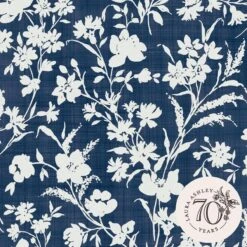 Laura Ashley Vliesbehang | Rye Midnight Seaspray Blue - Blauw